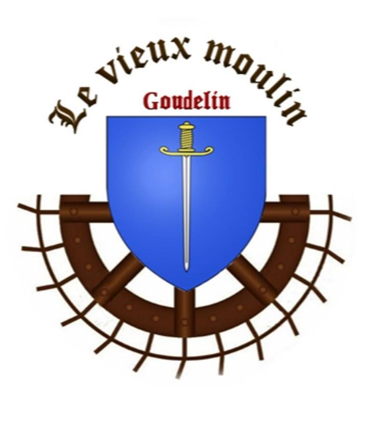 Bed and Breakfast Le Vieux Moulin Goudelin Exterior foto